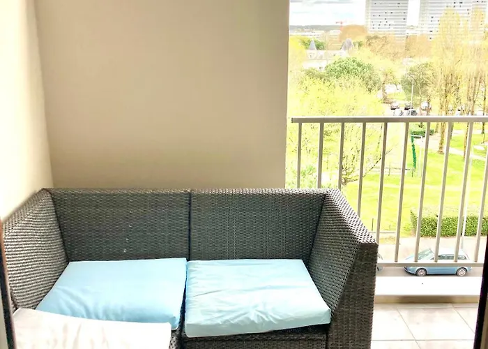 Chambre Privee Dans Appartement Partage - Calme - Proche Tram A - Wifi - Ref P5