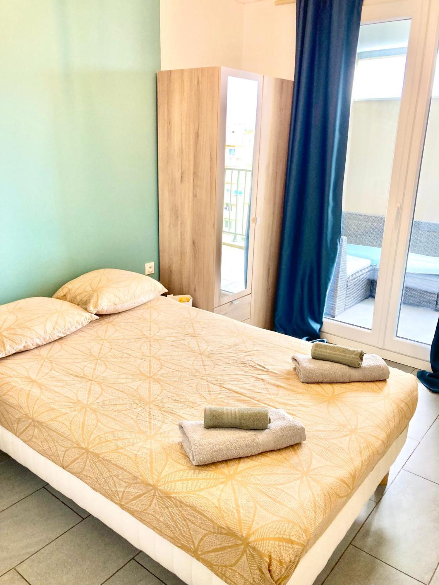 Privee Dans Partage - Calme - Proche Tram A - Wifi - Ref P5 Homestay Lormont